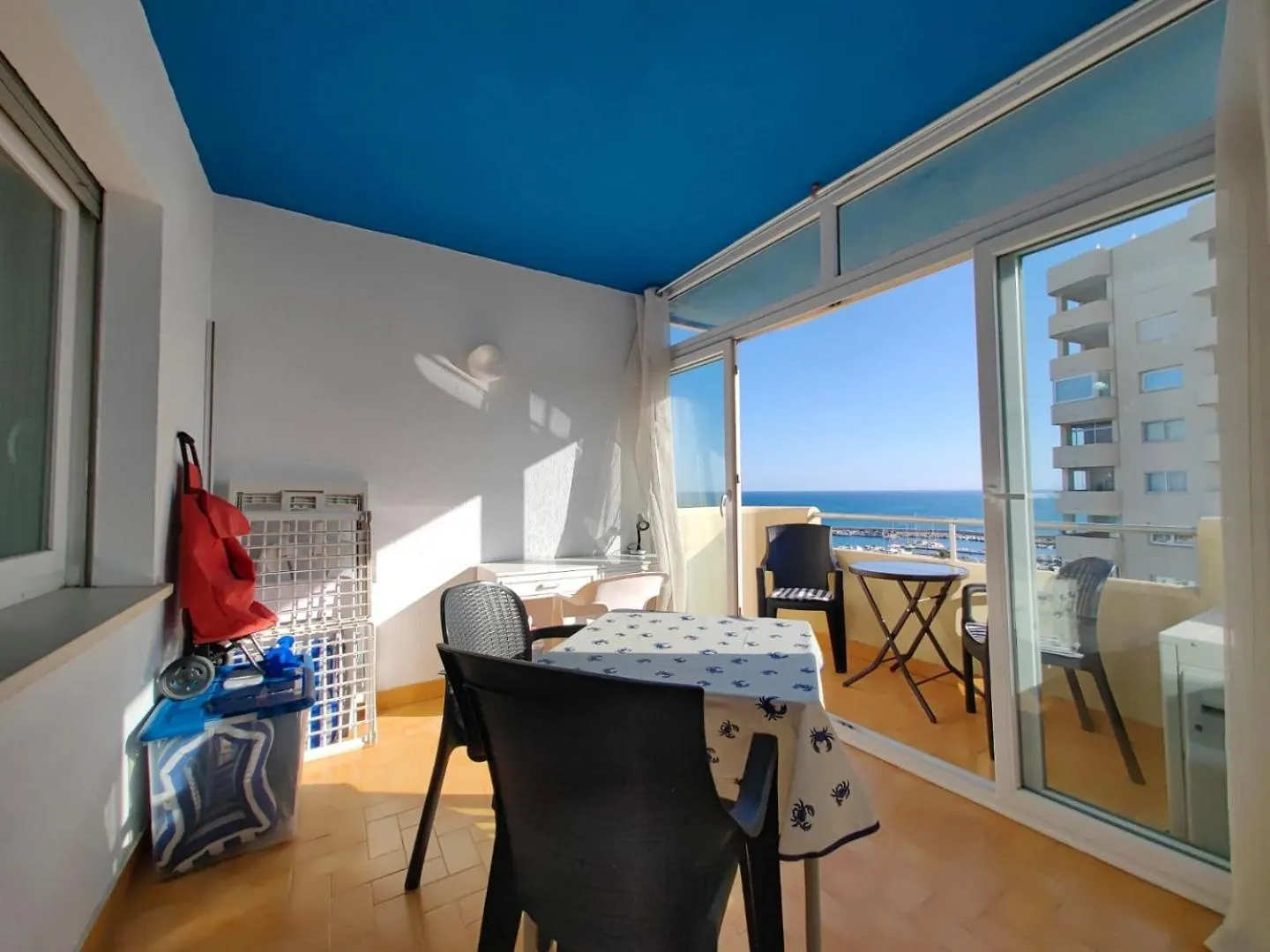 Lena Apartment Estepona